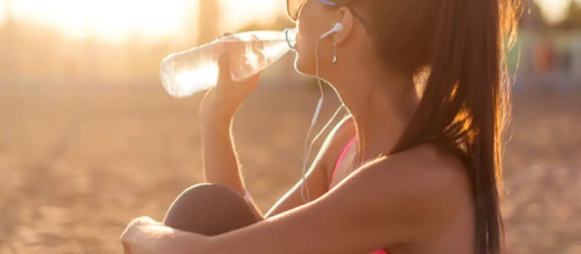 Benefits of Drinking 2 Litres of Water a Day